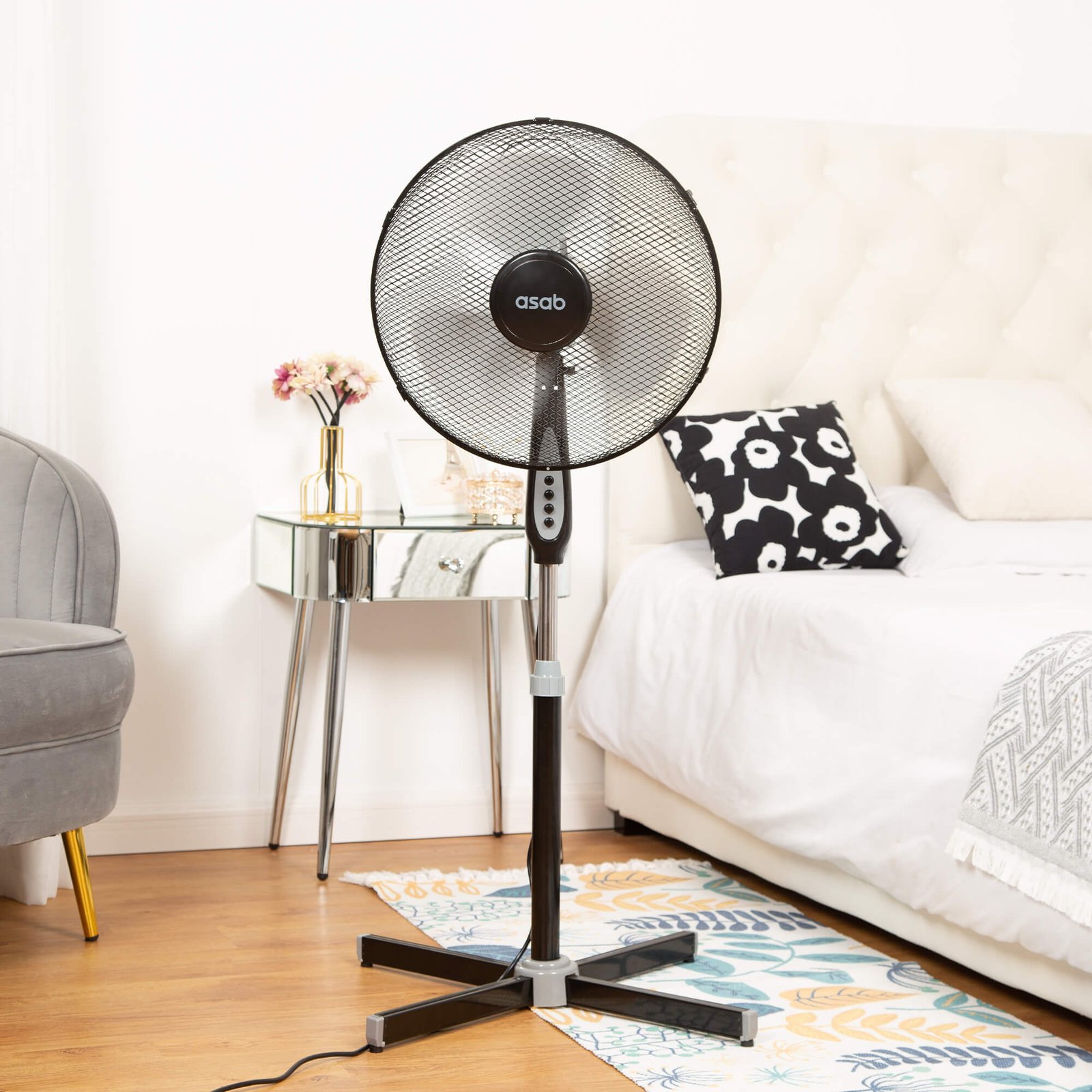 Pedestal Standing Fan